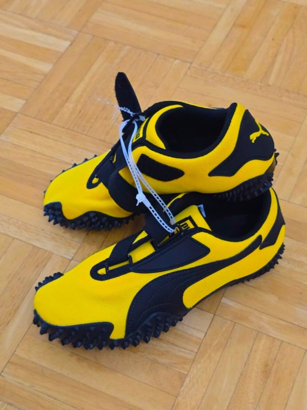 PUMA Mostro OG Women's Sneakers US 6.5 Yellow Black Hook Loop NWOB 405194-15